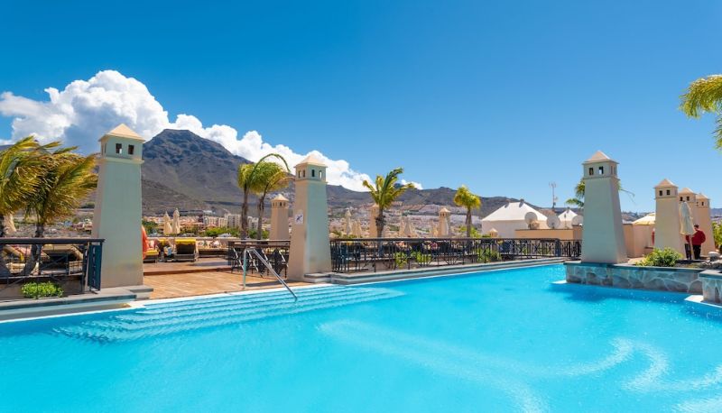 Piscina - GF Gran Costa Adeje