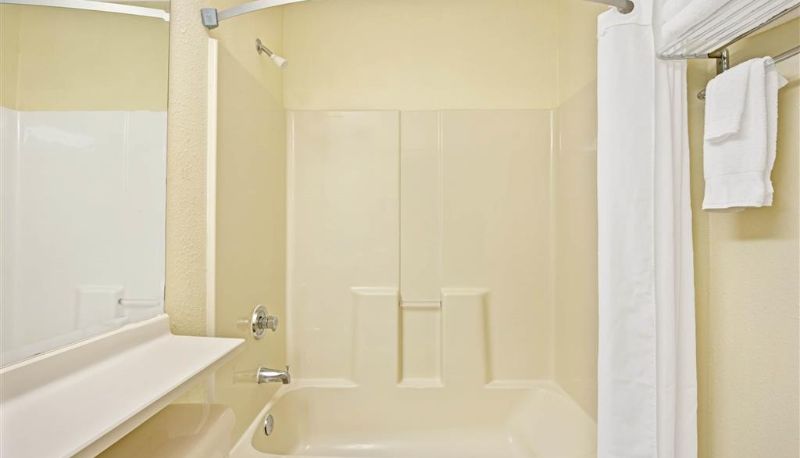 Room - Microtel Inn & Suites by Wyndham Cordova Memphis I-40 East