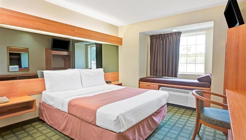 Room - Microtel Inn & Suites by Wyndham Cordova Memphis I-40 East