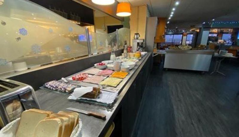 Sala śniadaniowa w restauracji - Hôtel De La Plage