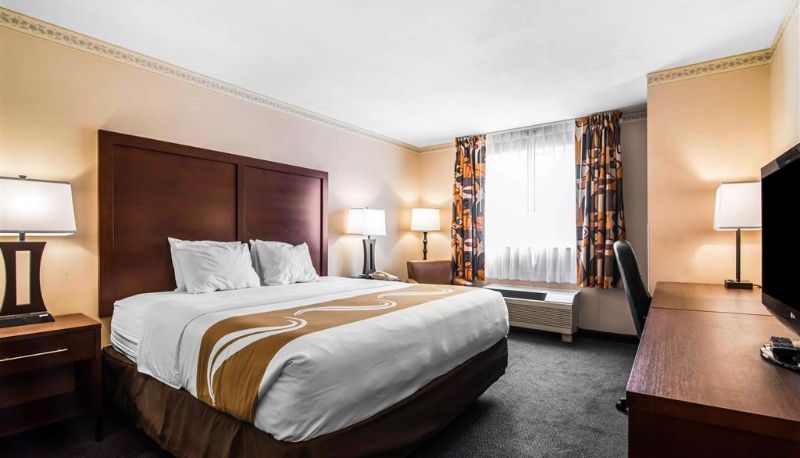 Camera - Quality Inn Cortland - University Area