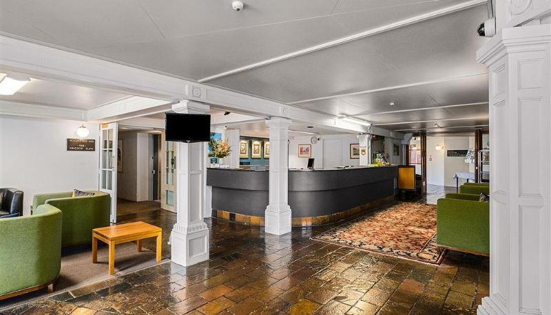 Hall - Quality Hotel The Angus