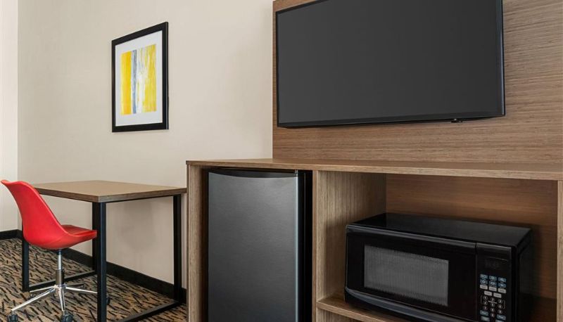 Camera - Ramada by Wyndham Marina