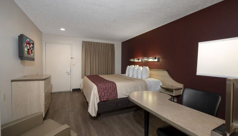 Zimmer - Red Roof Inn Indianapolis - Greenwood