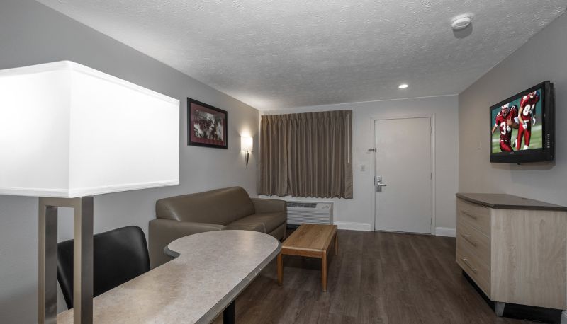 Zimmer - Red Roof Inn Indianapolis - Greenwood