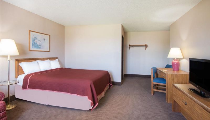 Zimmer - Super 8 by Wyndham Abilene KS