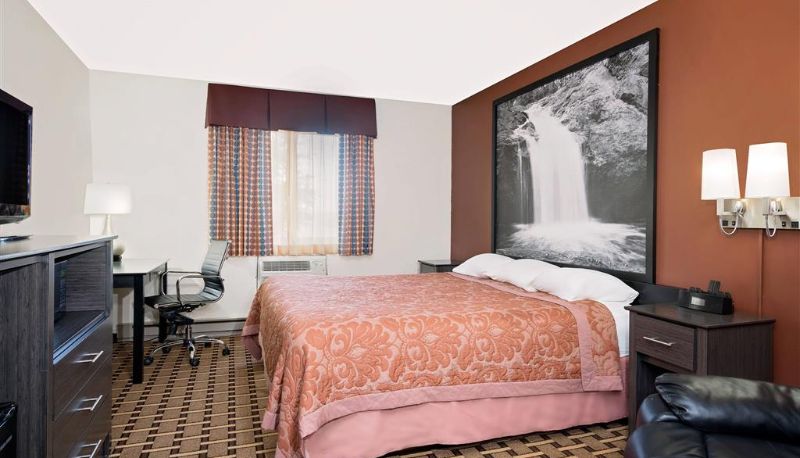 Camera - Super 8 by Wyndham Ashland