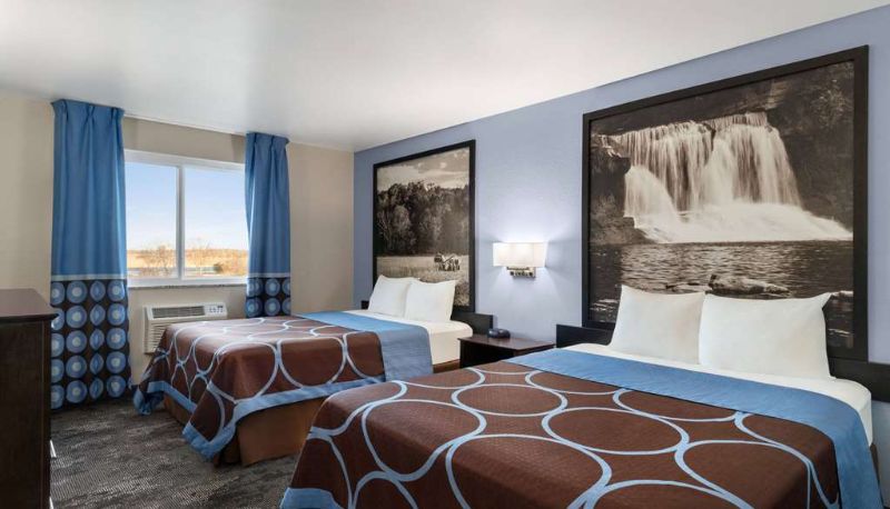 Zimmer - Super 8 by Wyndham Columbus/Edinburgh