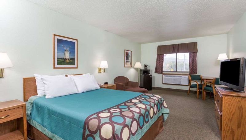 Zimmer - Super 8 by Wyndham Gallipolis Pt Pleasant Area