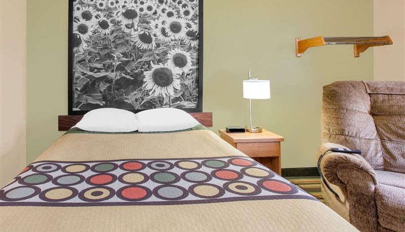 Zimmer - Super 8 by Wyndham Mt Pleasant