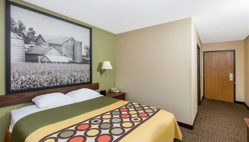Zimmer - Super 8 by Wyndham Fairmont
