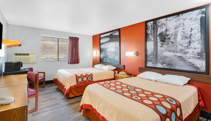 Zimmer - Super 8 by Wyndham Waynesburg