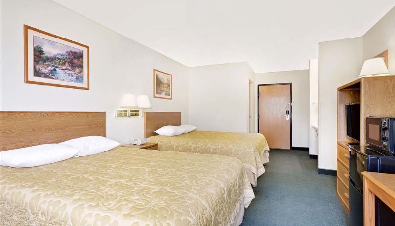 Habitación - Super 8 by Wyndham Battle Mountain