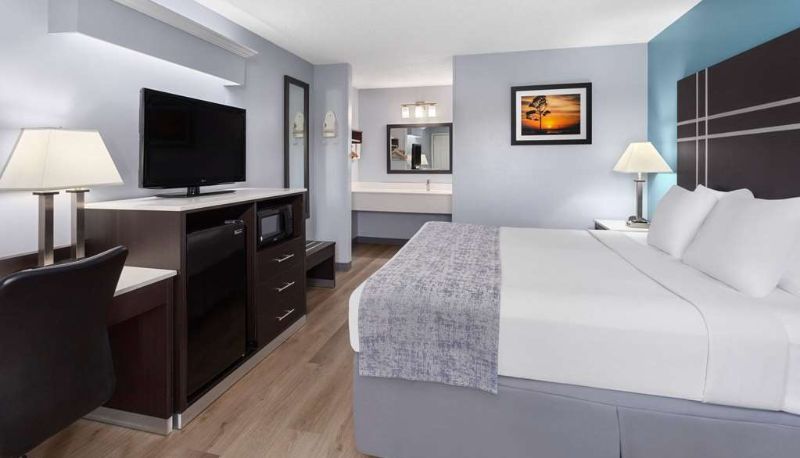 Kamer - Baymont by Wyndham Brunswick GA