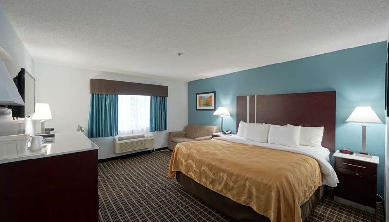 Camera - Quality Inn & Suites Harrington - Milford