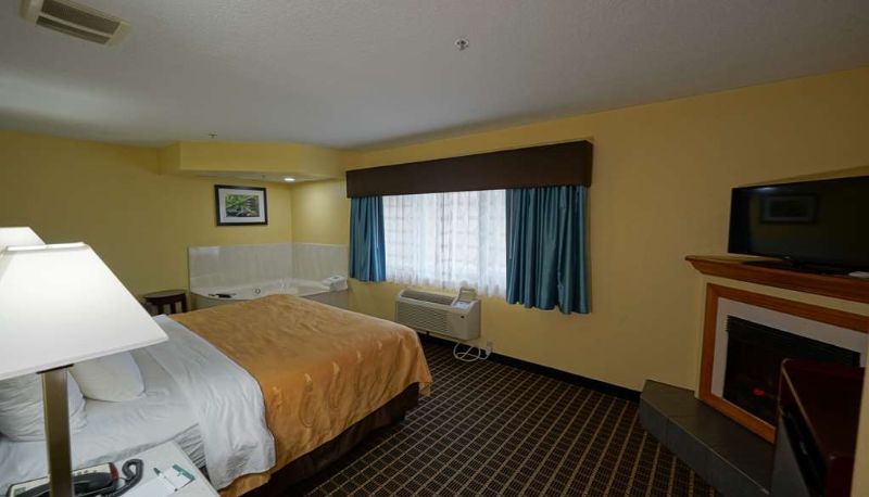 Camera - Quality Inn & Suites Harrington - Milford