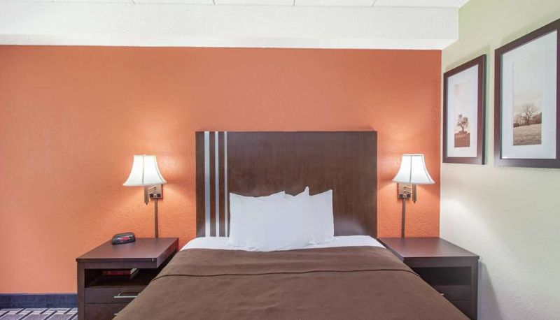 Camera - AmericInn by Wyndham Cloquet