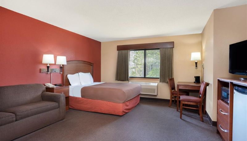 Camera - AmericInn by Wyndham Park Rapids
