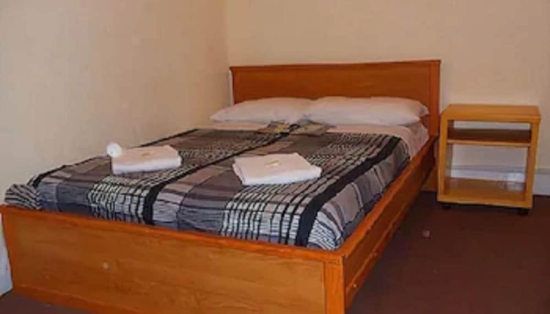 Chambre Standard - Holly House Hotel