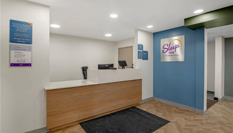 Hall - Sleep Inn Franklin - Cool Springs