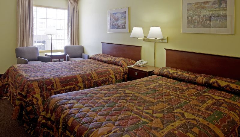 Zimmer - Americas Best Value Inn Tuscaloosa