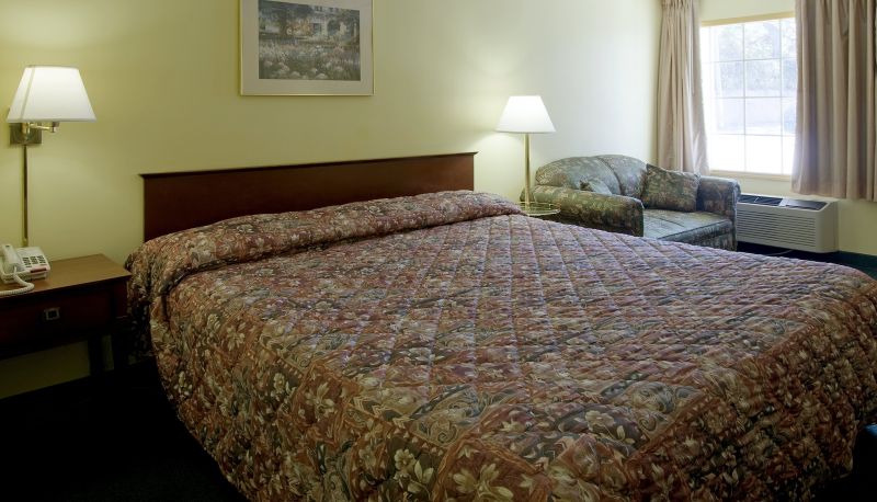 Zimmer - Americas Best Value Inn Tuscaloosa