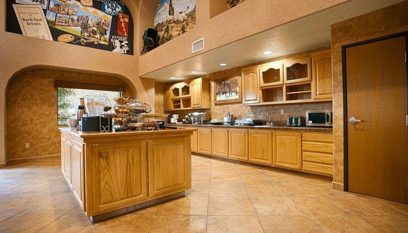 Restauracja - Best Western Territorial Inn & Suites