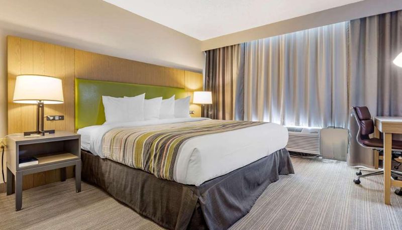 Zimmer - Country Inn & Suites by Radisson Lumberton NC