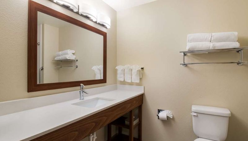 Zimmer - COMFORT INN FORT MORGAN