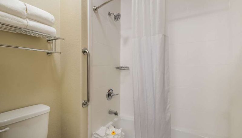 Zimmer - COMFORT INN FORT MORGAN
