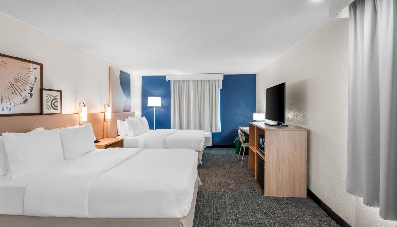 Room - Spark by Hilton Ann Arbor South