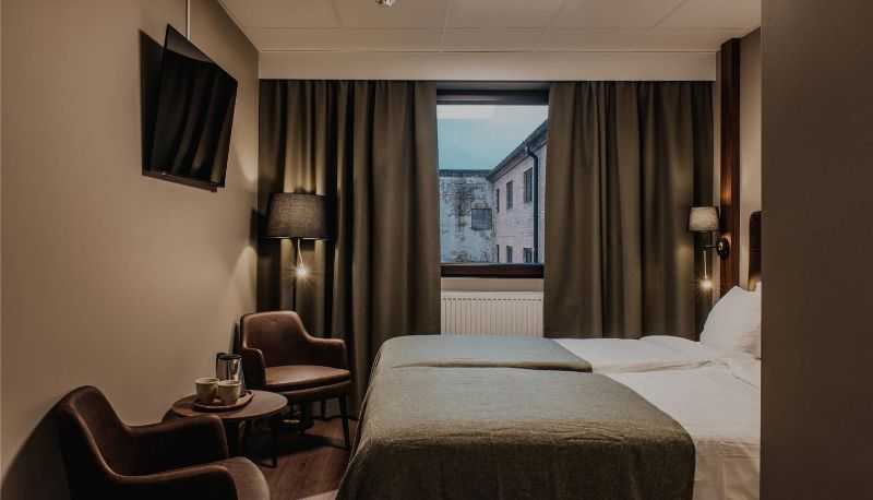 Zimmer - Home Hotel Bristol
