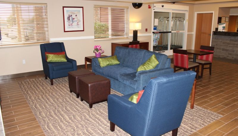 Hall - Comfort Inn & Suites Ocean Shores