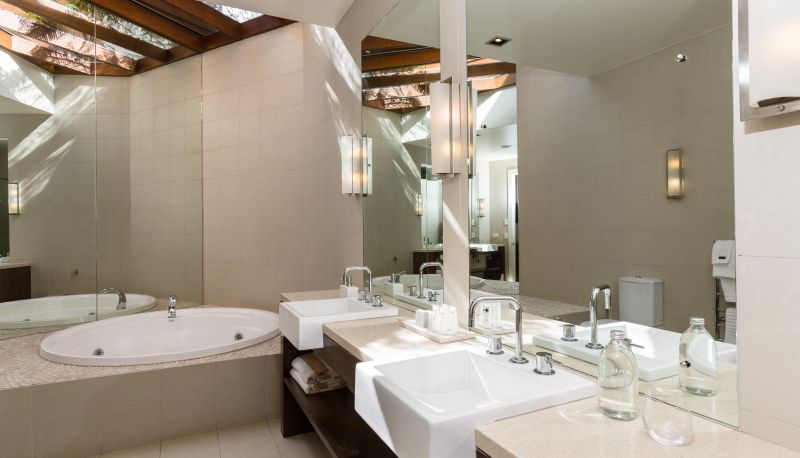 Camera - Spicers Peak Lodge