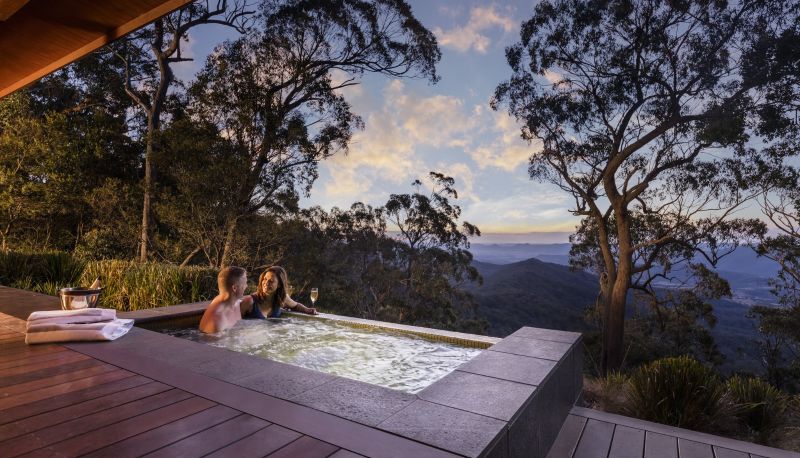 Camera - Spicers Peak Lodge