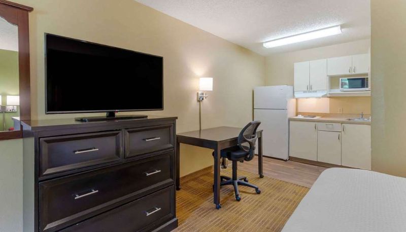 Zimmer - Extended Stay America Select Suites - Durham - University