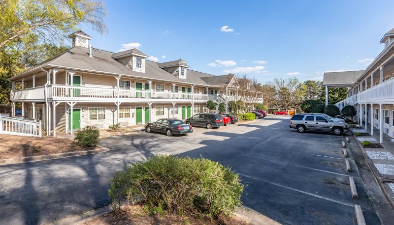Info - HomeTowne Studios Atlanta - Norcross South