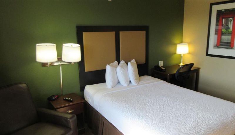 Zimmer - MainStay Suites Rochester South Mayo Clinic