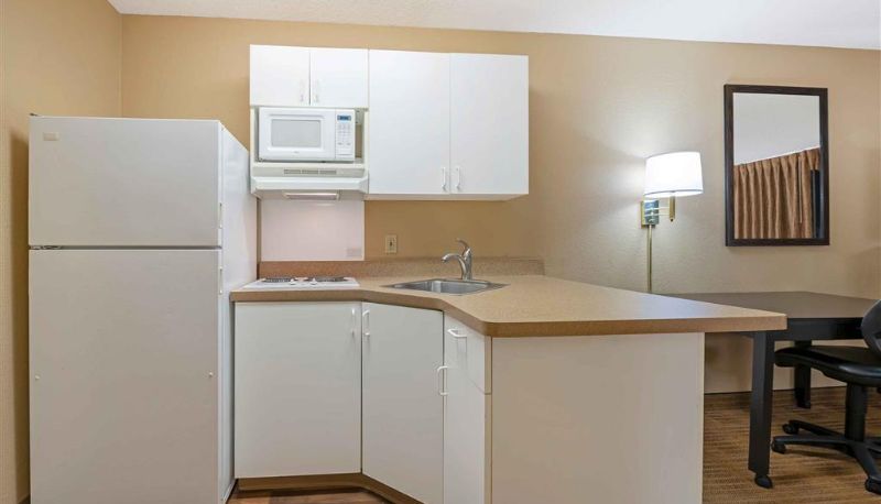 Zimmer - Extended Stay America Select Suites - Columbus - Worthington