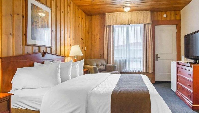 Standardzimmer (Doppel) - Econo Lodge