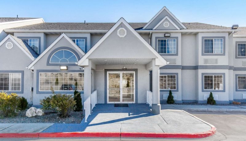 Info - Quality Inn & Suites Elko
