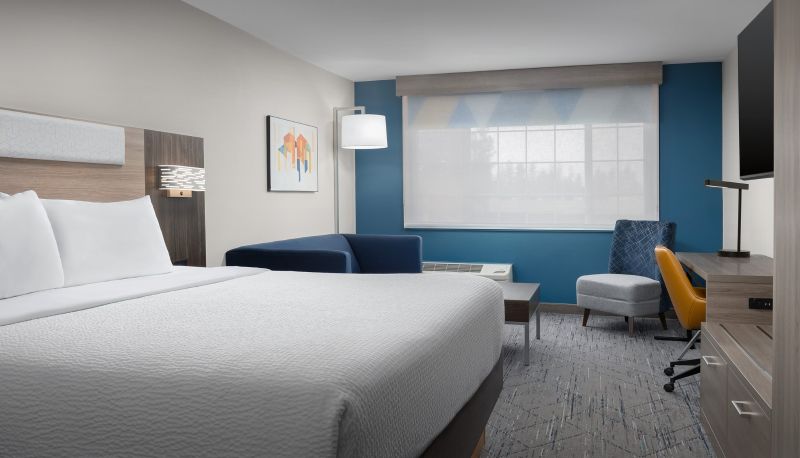 Room - Holiday Inn Express SPOKANE AIRPORT by IHG