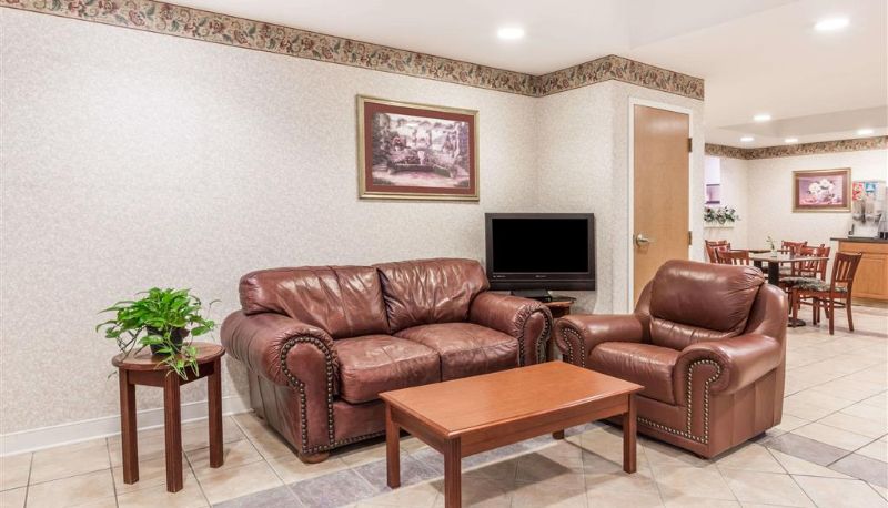 Sala - Days Inn by Wyndham Glen Allen/Richmond North