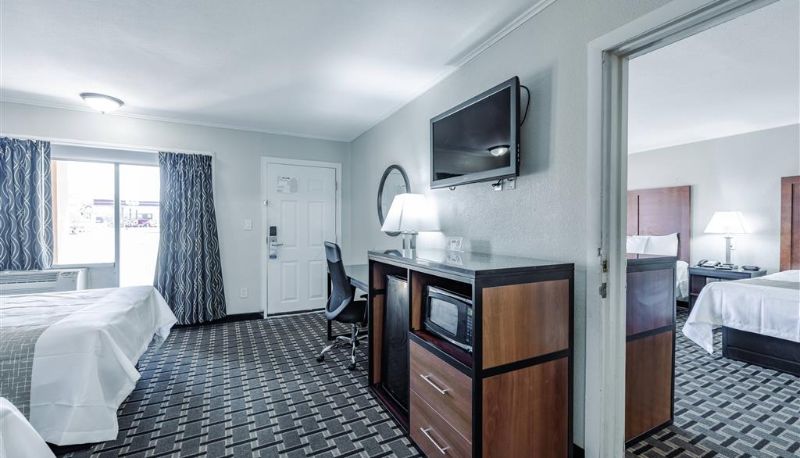 Camera - Travelodge by Wyndham Jackson I-40 Exit 82