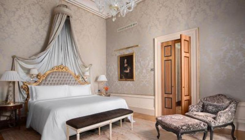Svit - A Four Seasons Hotel  Venezia Danieli