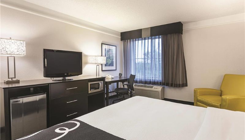 Camera - La Quinta by Wyndham Denver Englewood Tech Center