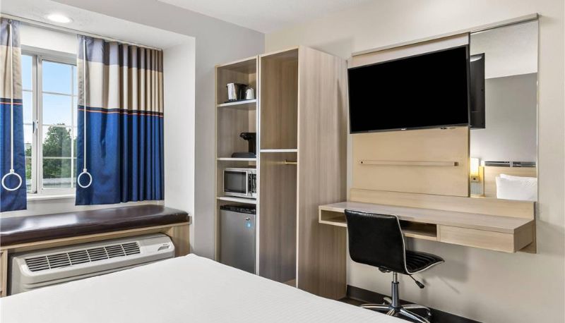 Zimmer - Quality Inn & Suites Nashville - Bellevue