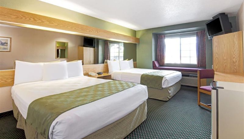 Camera - Microtel Inn & Suites by Wyndham Albuquerque West
