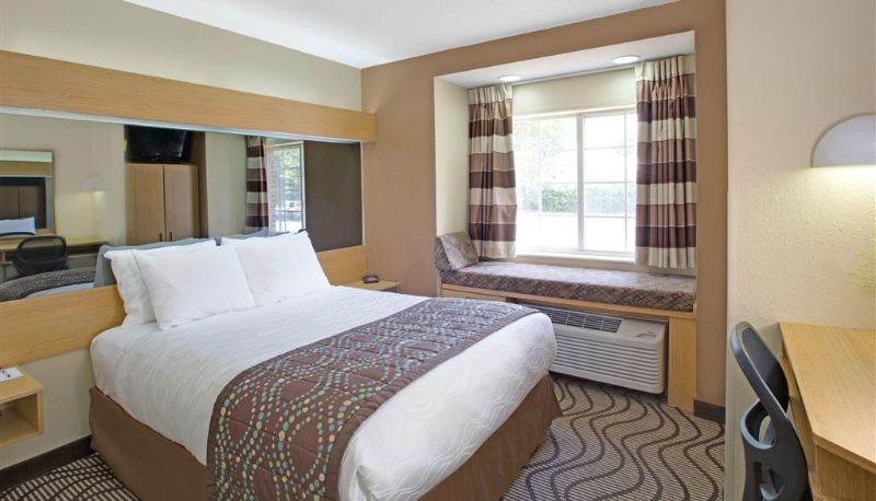 Zimmer - Microtel Inn & Suites by Wyndham Charlotte/University Place