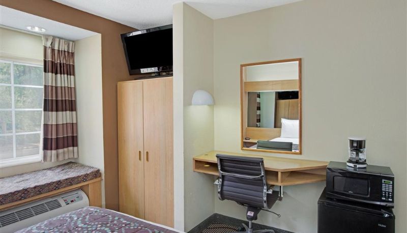 Zimmer - Microtel Inn & Suites by Wyndham Charlotte/University Place